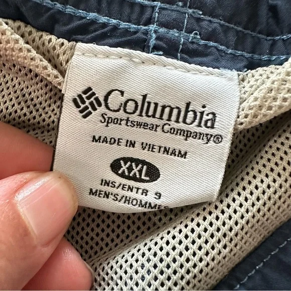 Columbia men's XXL blue lined swim trunks - Picture 3 of 4